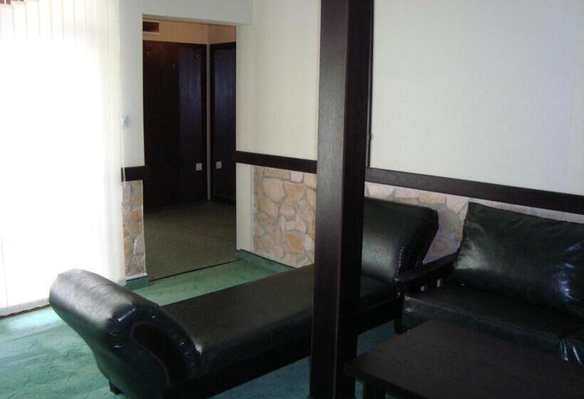 Отель Villa Ofir