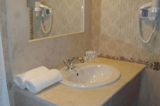 Отель Villa Ofir