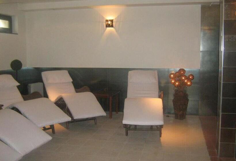 Отель Villa Ofir