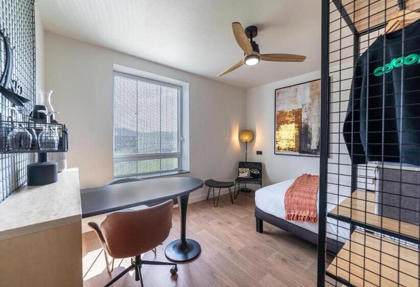 هتل Cowool Toulouse