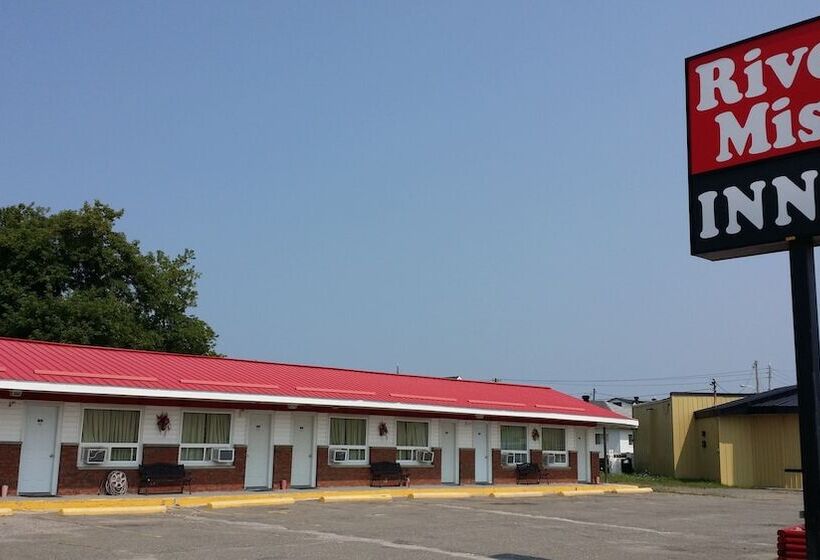 فندق على الطريق River Mist Inn