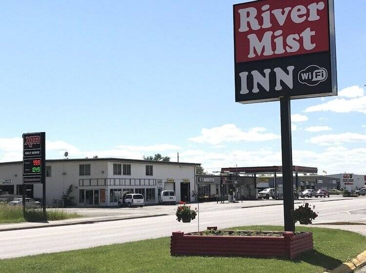 فندق على الطريق River Mist Inn