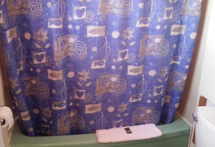 فندق على الطريق River Mist Inn