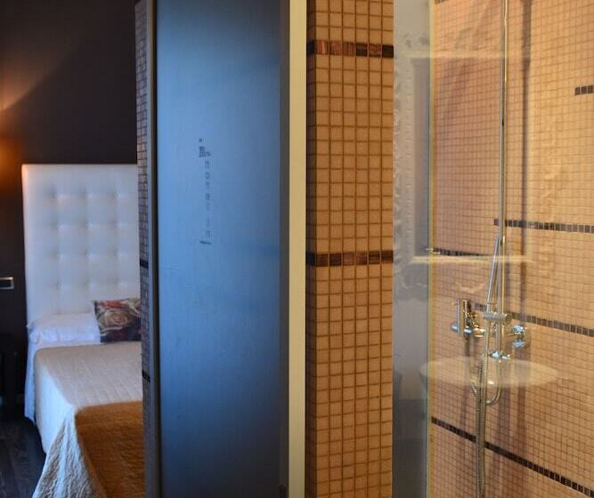 פנסיון In   Lounge Room