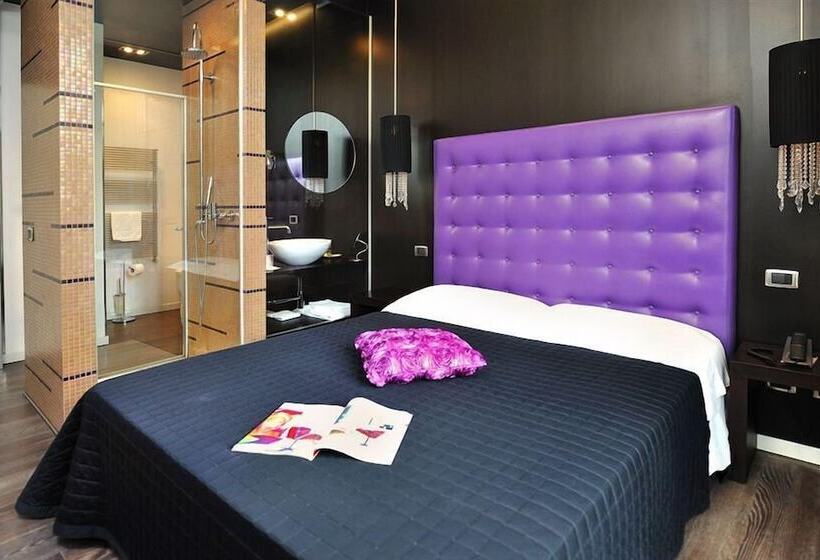 פנסיון In   Lounge Room