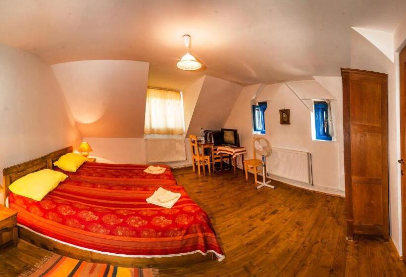 Pension Cartref