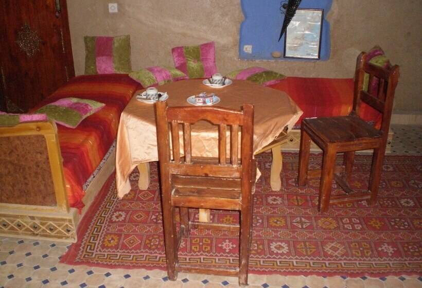 Riad Aicha & Camel Trekking