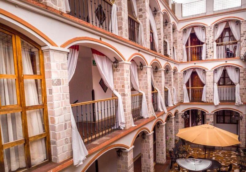 Golden Rest Latacunga