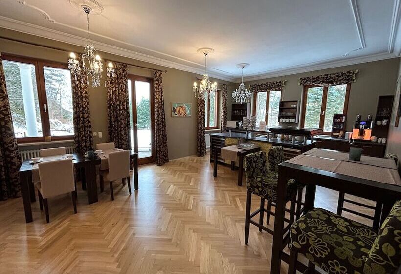 Hideauts Hotels Der Rosengarten