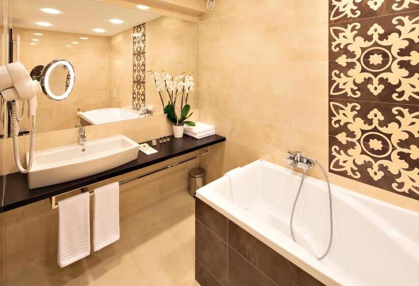 Z Hotel Business & Spa