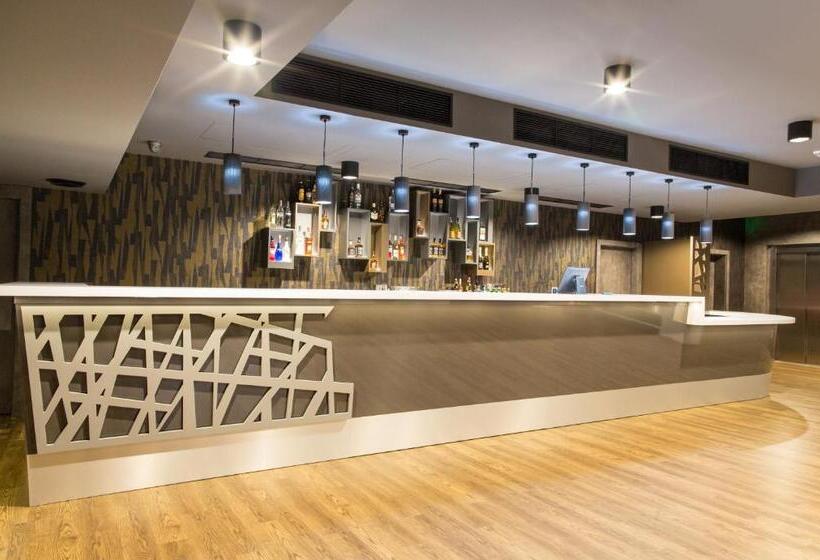 Z Hotel Business & Spa