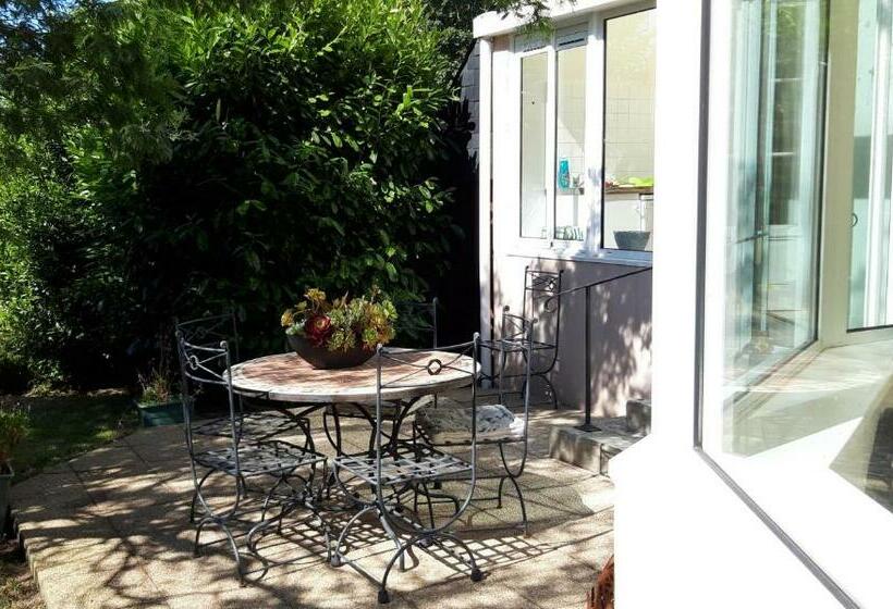 مبيت وإفطار Le Chalet Suisse   Chambre Papillons