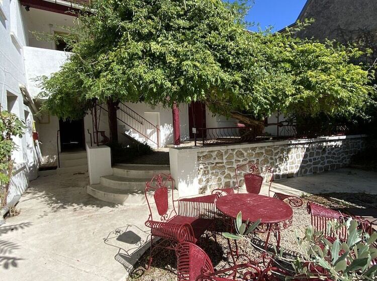 Bed and Breakfast Nuit Et Spa En Brenne