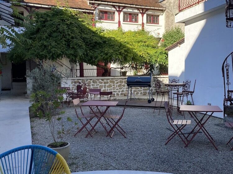 مبيت وإفطار Nuit Et Spa En Brenne