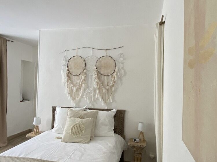 مبيت وإفطار Nuit Et Spa En Brenne