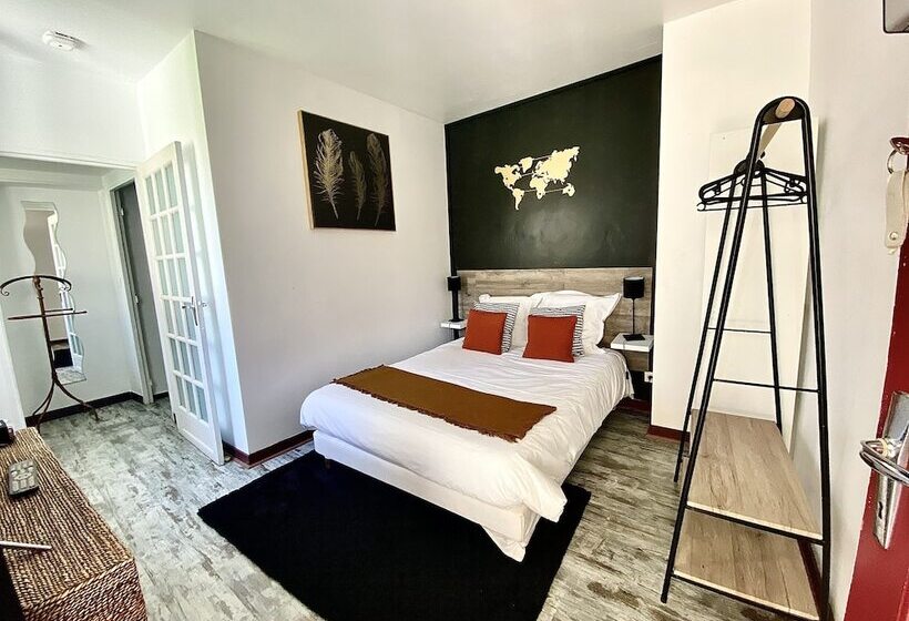 Bed and Breakfast Nuit Et Spa En Brenne