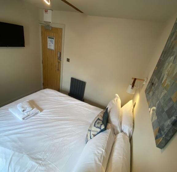 Bed and Breakfast The Hive At Poppi Red