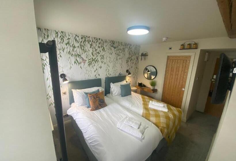 Bed and Breakfast The Hive At Poppi Red