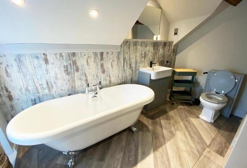 Bed and Breakfast The Hive At Poppi Red