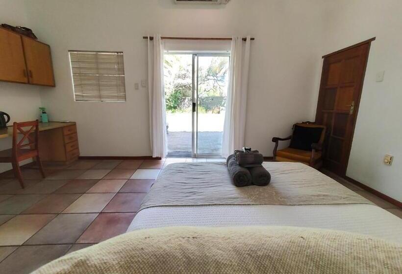 فندق Bezalel Wine & Brandy Estate