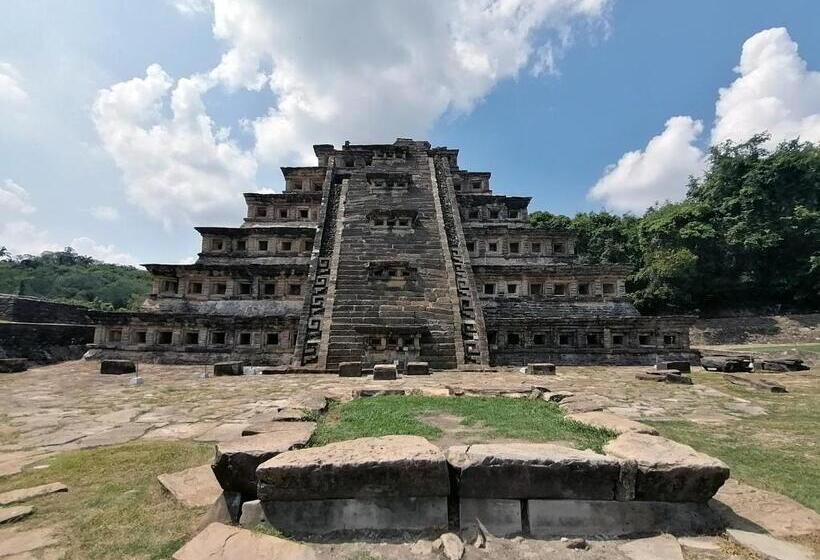 בית מלון כפרי Don Luis Hostal   Sucursal Galeana   Tecolutla