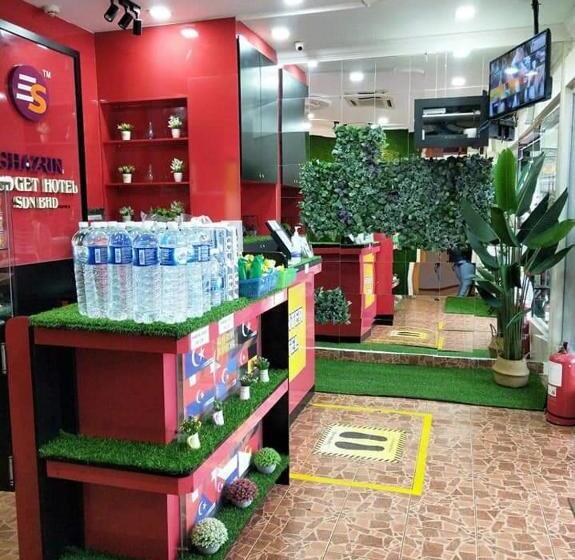 Hotel Ghazrins Garuda Jb