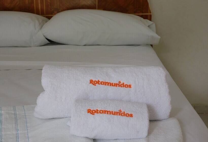 فندق Habitaciones América Rotamundos