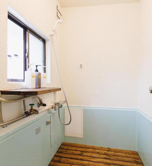 پانسیون Couch Potato Hostel   Vacation Stay 88241