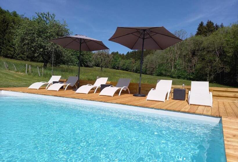 ペンション Le Clos Du Cerf   Le Sous Bois