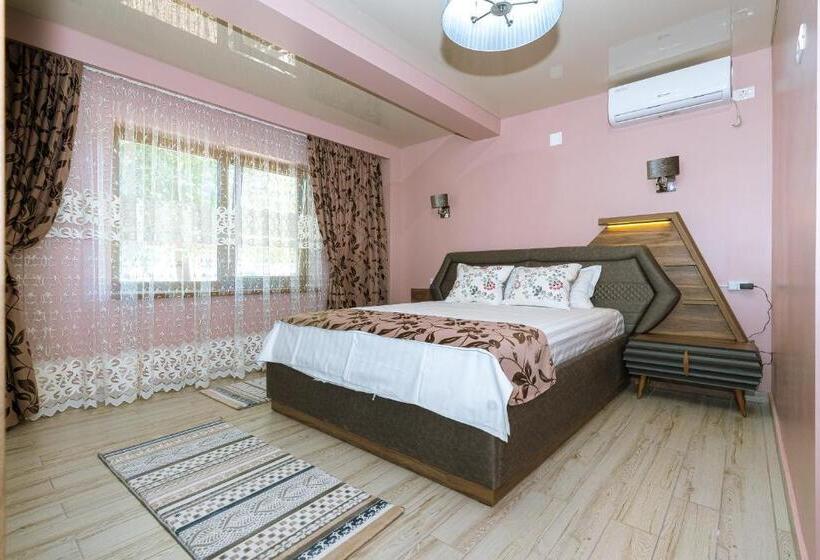 بنسيون Vila Cataleya 2