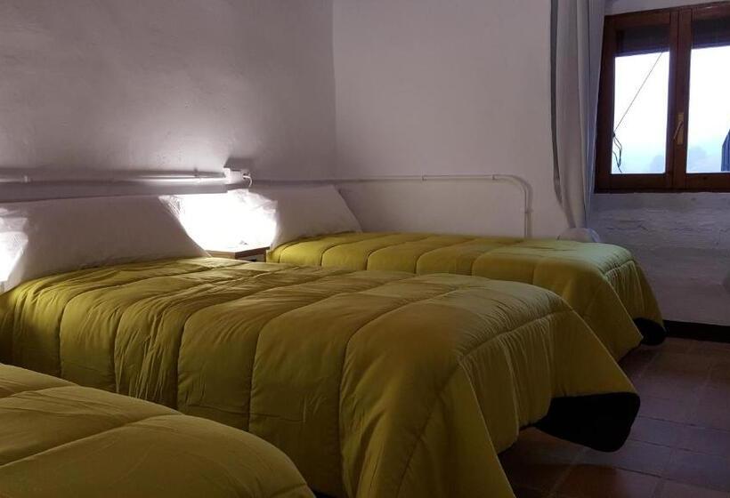 فندق صغير Apartament La Trilla