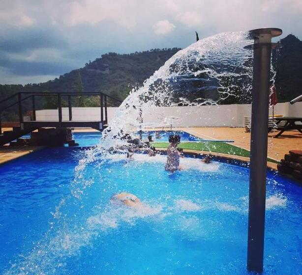 فندق صغير Apartament La Trilla