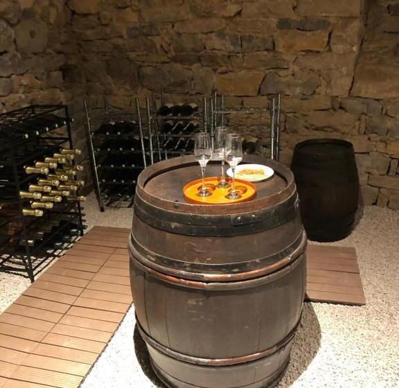 ベッドアンドブレックファースト Au Lavoir Du Serein L Eventail