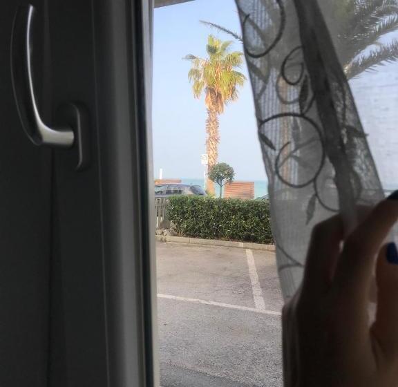 צימר Frontemare Faleria