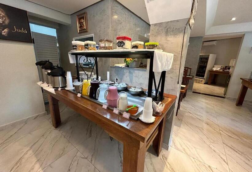 Fabuloso Flat 243 Amarílis 2 Piscinas Climatizadas, Sky 170 Canais Carregador Veiculo Elétrico Rivie