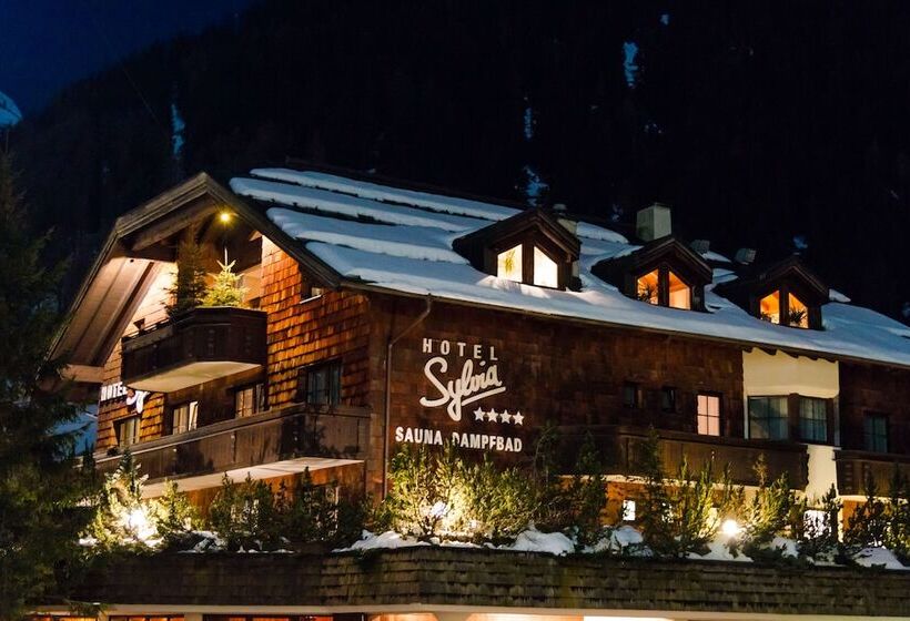 Отель Pension Sylvia By Skinetworks