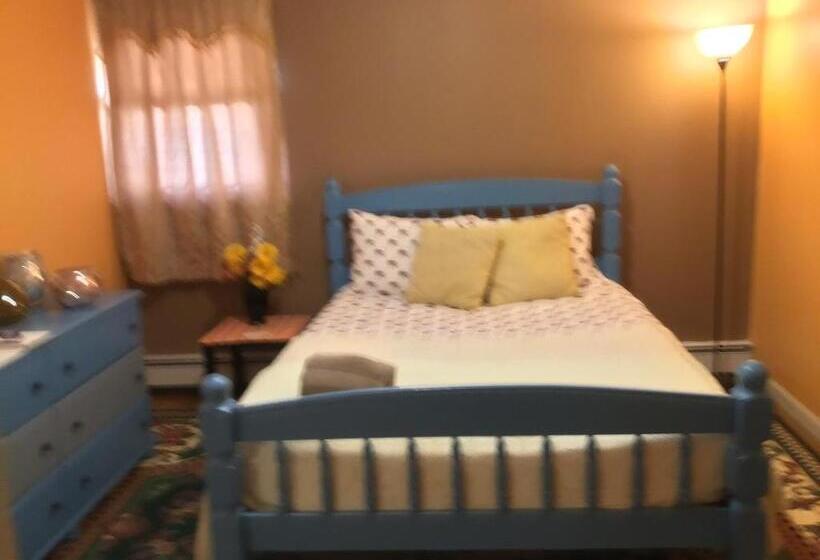 پانسیون Beautiful Room Near Jfk And Close To Laguardia Airports