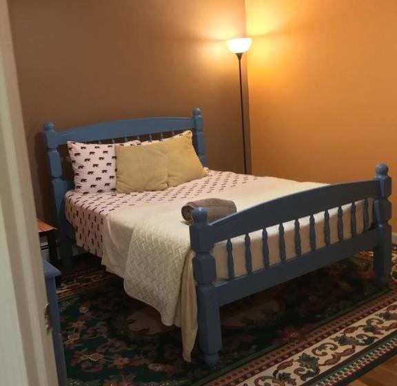 پانسیون Beautiful Room Near Jfk And Close To Laguardia Airports