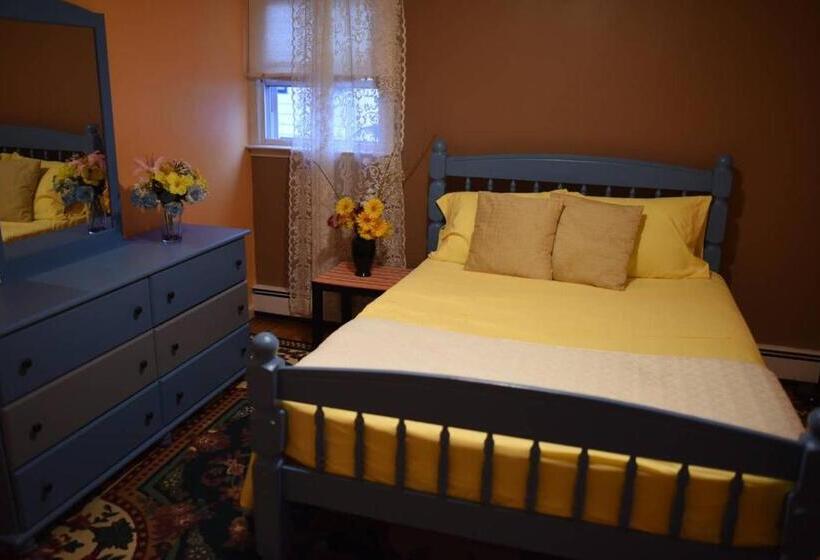 پانسیون Beautiful Room Near Jfk And Close To Laguardia Airports