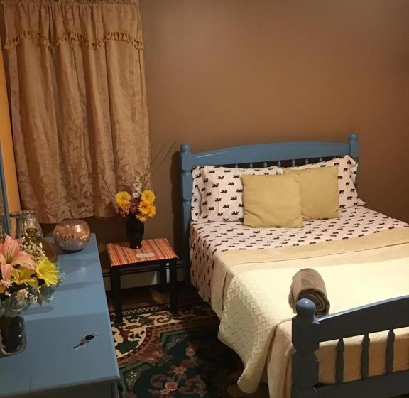 پانسیون Beautiful Room Near Jfk And Close To Laguardia Airports