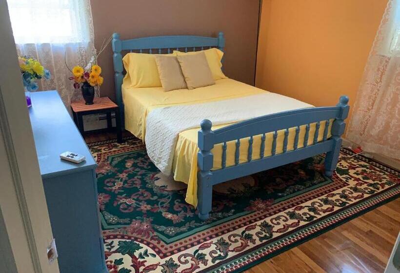 پانسیون Beautiful Room Near Jfk And Close To Laguardia Airports