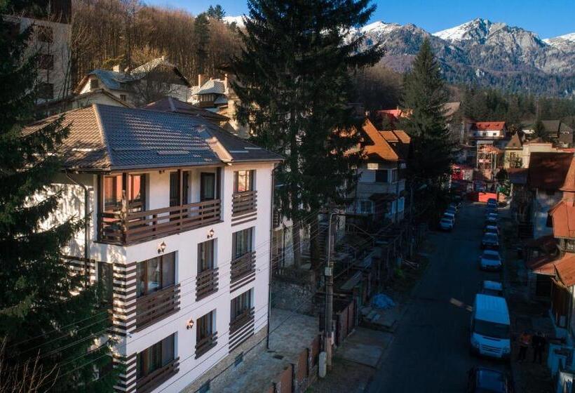 פנסיון Imperial