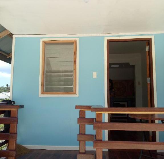 Общежитие Jeno Tourist Inn