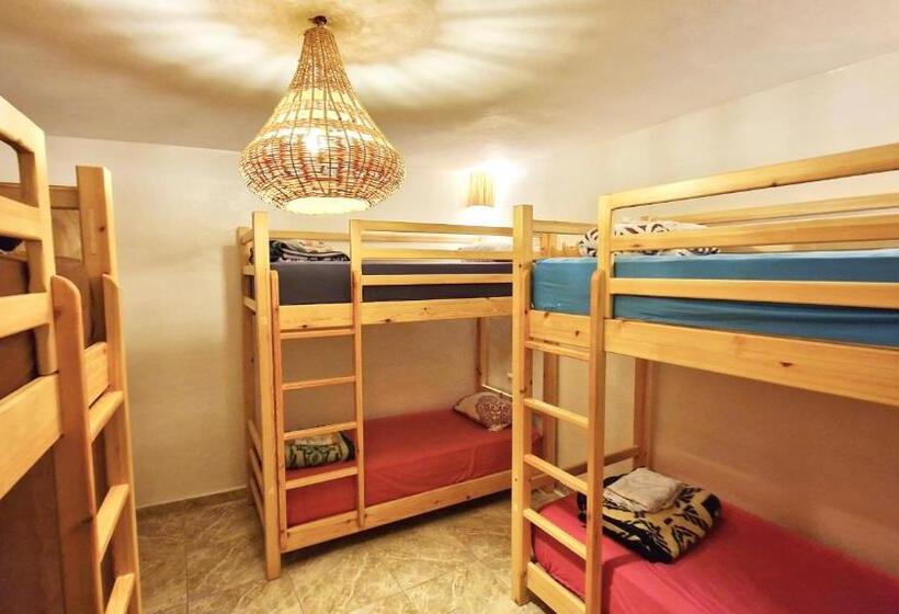 فندق صغير Kekai Surf House