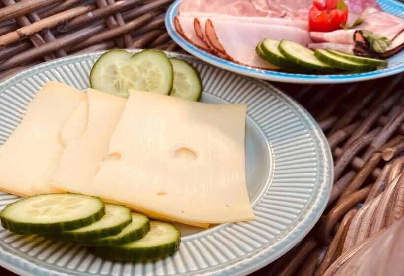 צימר De Vijverkamer     Privé Diner Op De Kamer Mogelijk!!