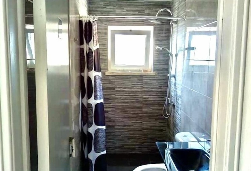 Fonte Da Telha Beach Hostel