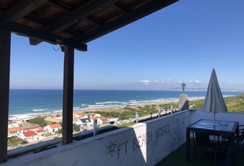 Fonte Da Telha Beach Hostel