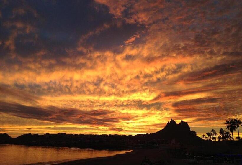 בית מלון כפרי Condominios San Carlos