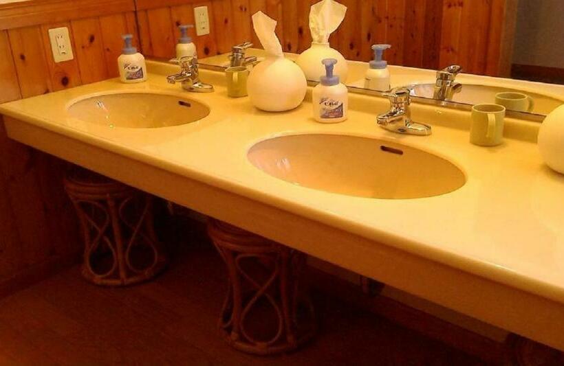 هتل Pension Come Relaxing Western Style Room  Vacation Stay 14977