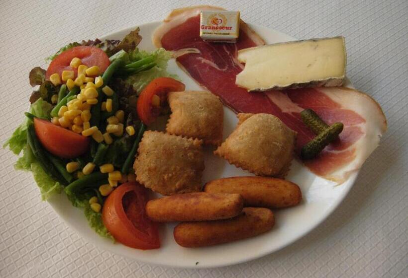 בית מלון כפרי Restaurant Le Chamois